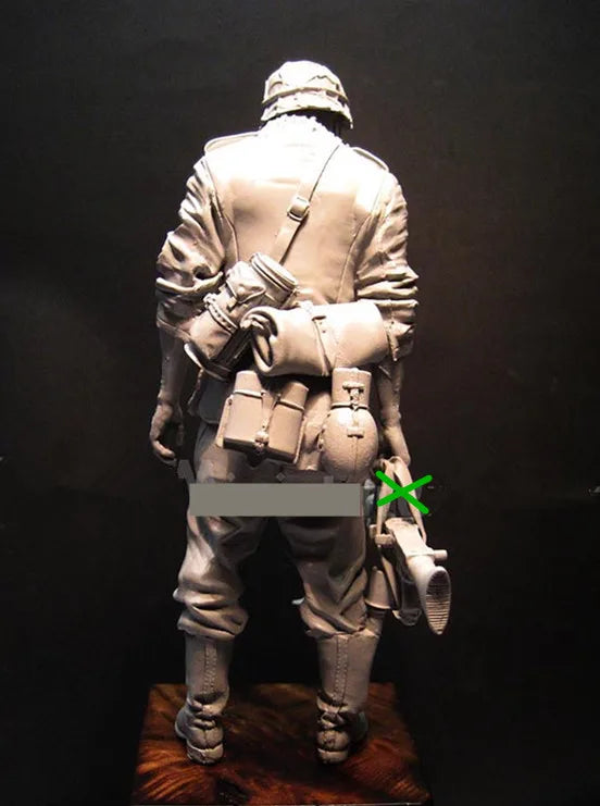 1/16 WWI German Machine Gunner, Resin Model Figure Kit, Unassembled and Unpainted