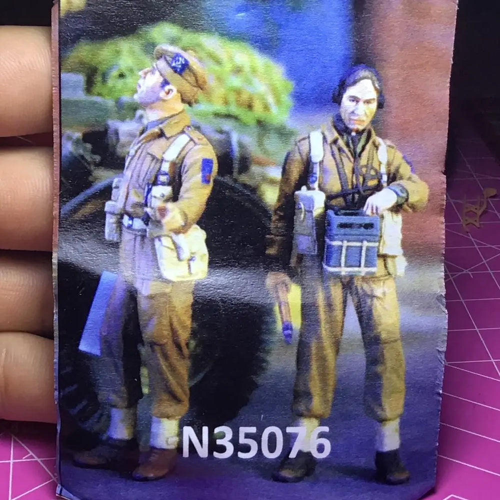 1/35 Tactical Operators, 3 Figures, Resin Model Figure Kit, Sci-Fi Theme, Unassembled and Unpainted
