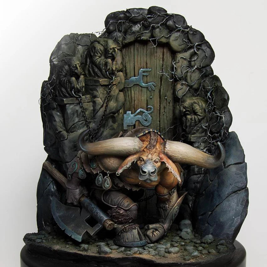 1/24 Minotaur Warrior, Resin Model Figure Kit, Fantasy Theme, Unassembled and Unpainted
