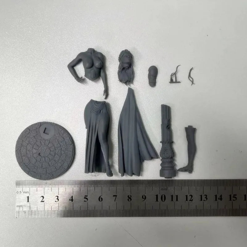 1/24 Ancient Greek Woman, Resin Model Figure Kit, Unassembled and Unpainted