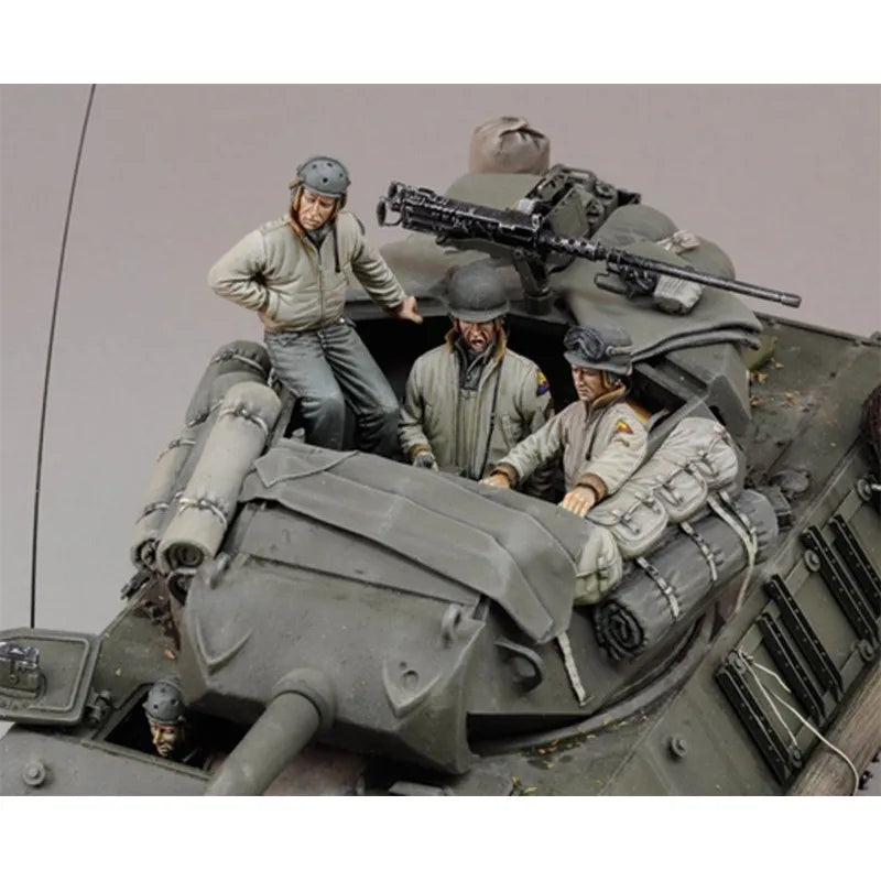 1/35 WWII Allied Soldiers & Tank Crew, 5 Figures, Resin Model Figure Kit, Unassembled and Unpainted