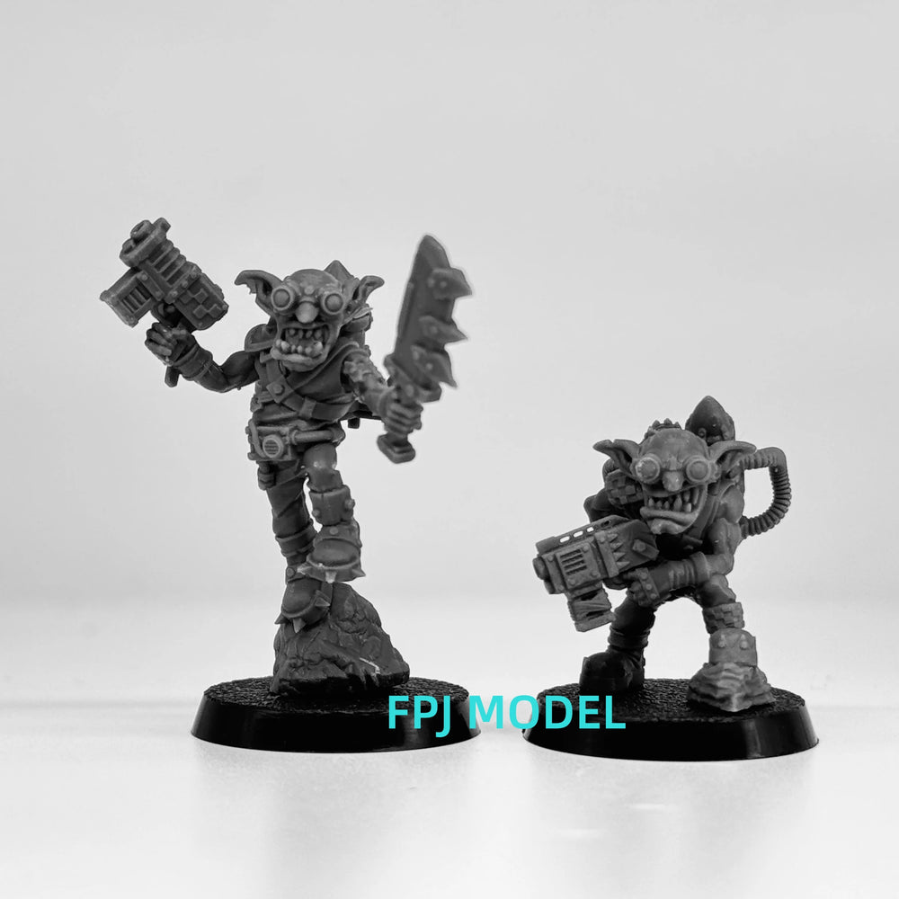 28mm Heavy Exoskeleton Infantry with Chainsaws and Cannons, Resin Model Figure Kit, Sci-Fi Theme, Unassembled and Unpainted