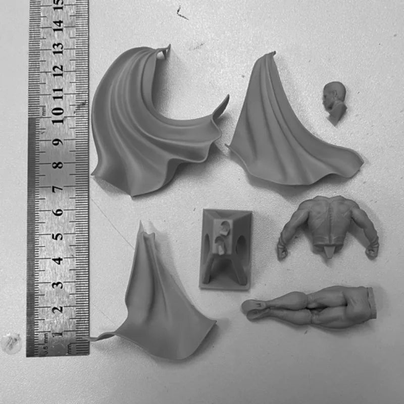 1/24 Winged Fantasy Warrior, Resin Model Figure Kit, Fantasy Theme, Unassembled and Unpainted