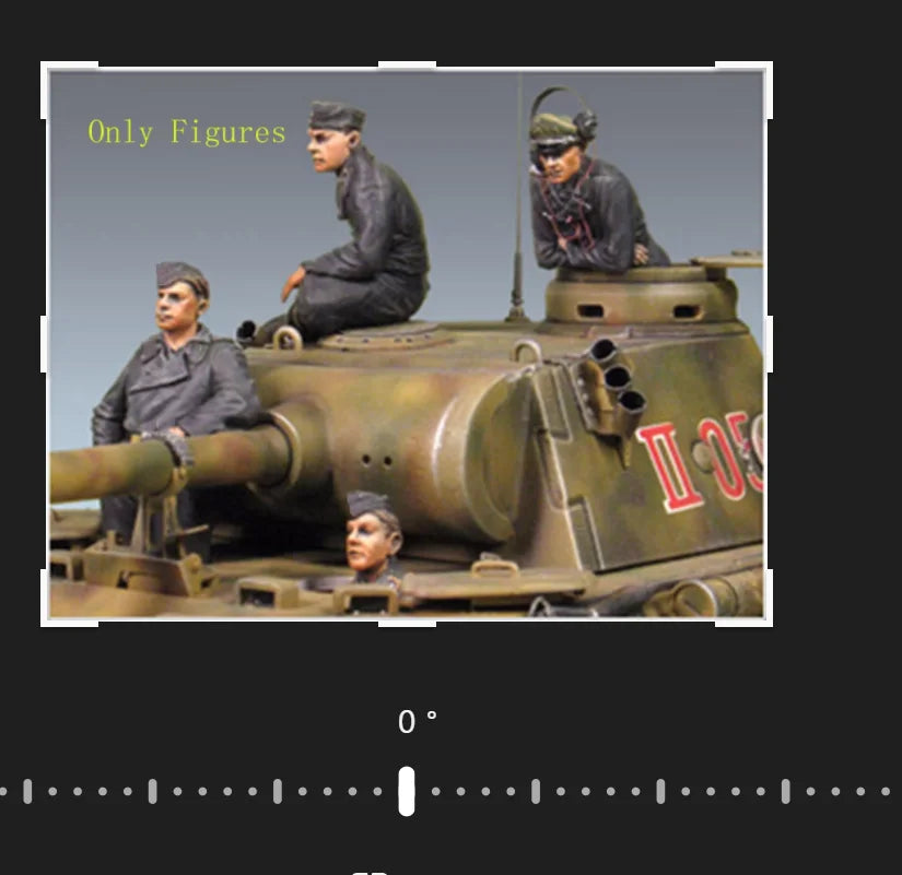 1/35 WWII Soviet Tank Crew Manning Turret, 4 Figures, Resin Model Figure Kit, Unassembled and Unpainted