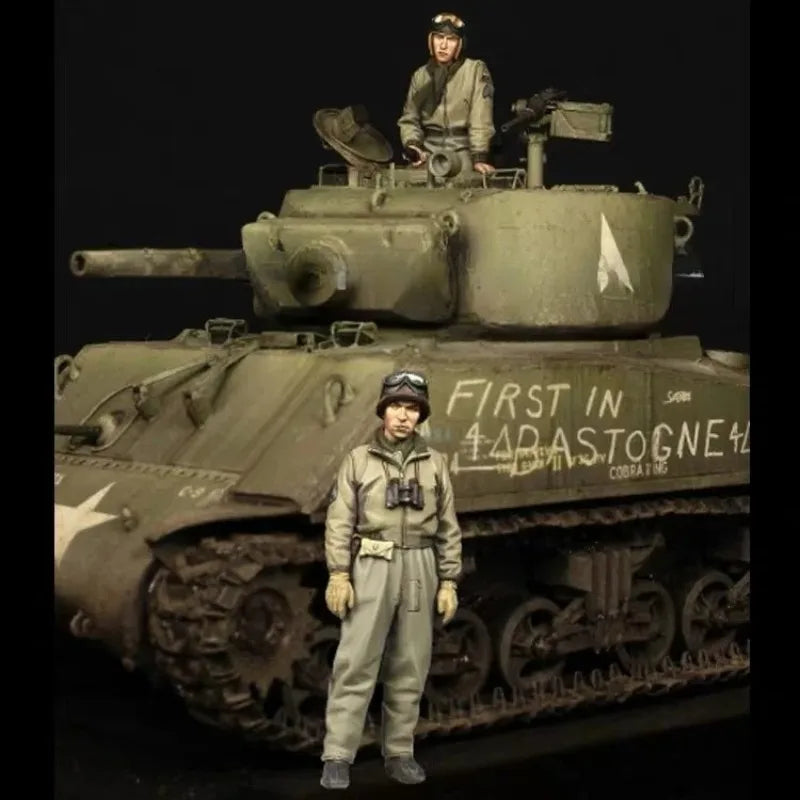 1/35 WWII US Army M4 Sherman Tank Crew, 3 Figures, Resin Model Figure Kit, Unassembled and Unpainted