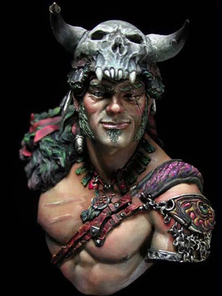 1/10 Norse Warrior with Horned Skull Helm, Resin Model Bust Kit, Fantasy Theme, Unassembled and Unpainted