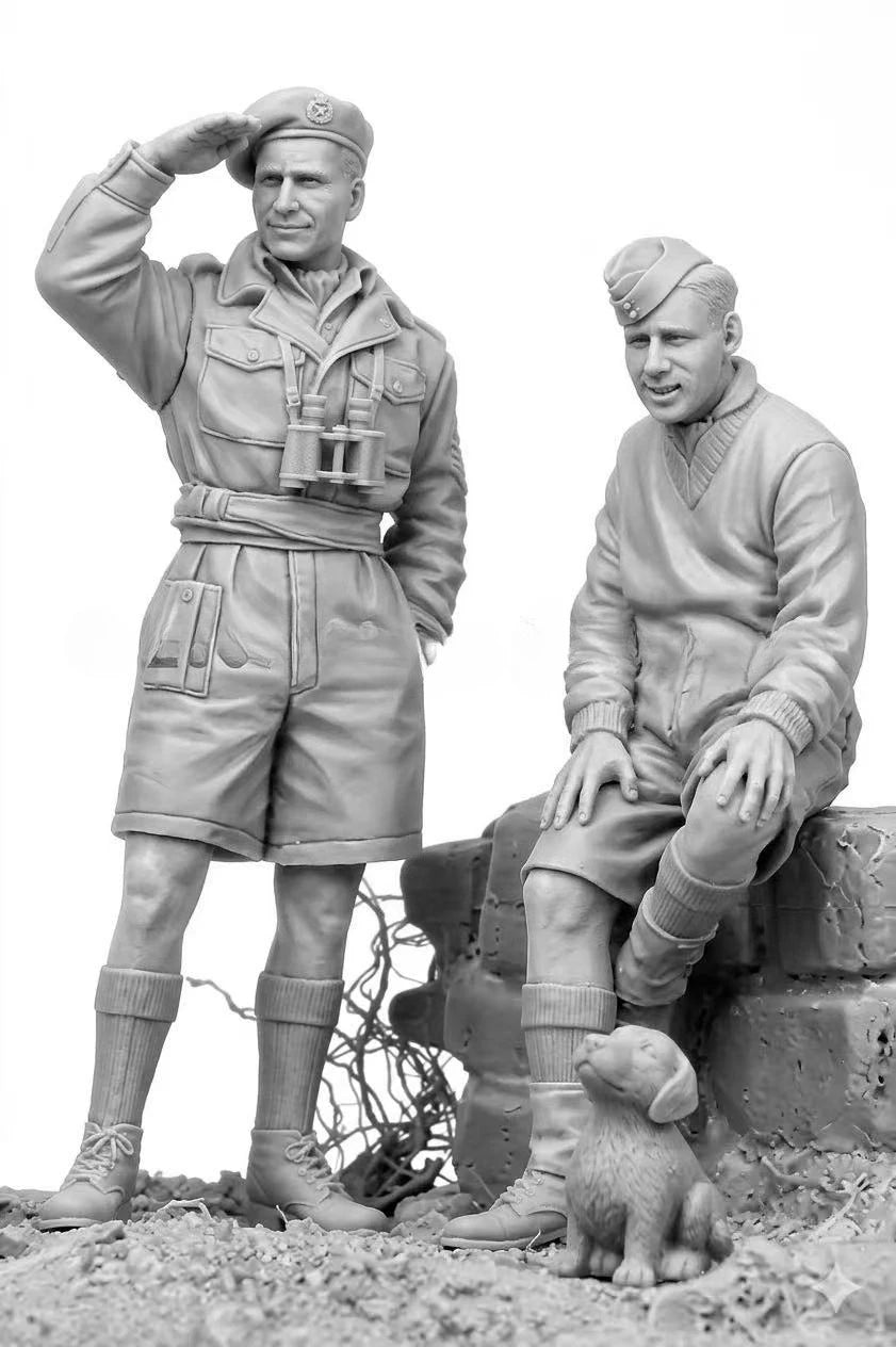 1/35 WWII British Armoured Crew, 3 Figures, Resin Model Figure Kit, Unassembled and Unpainted