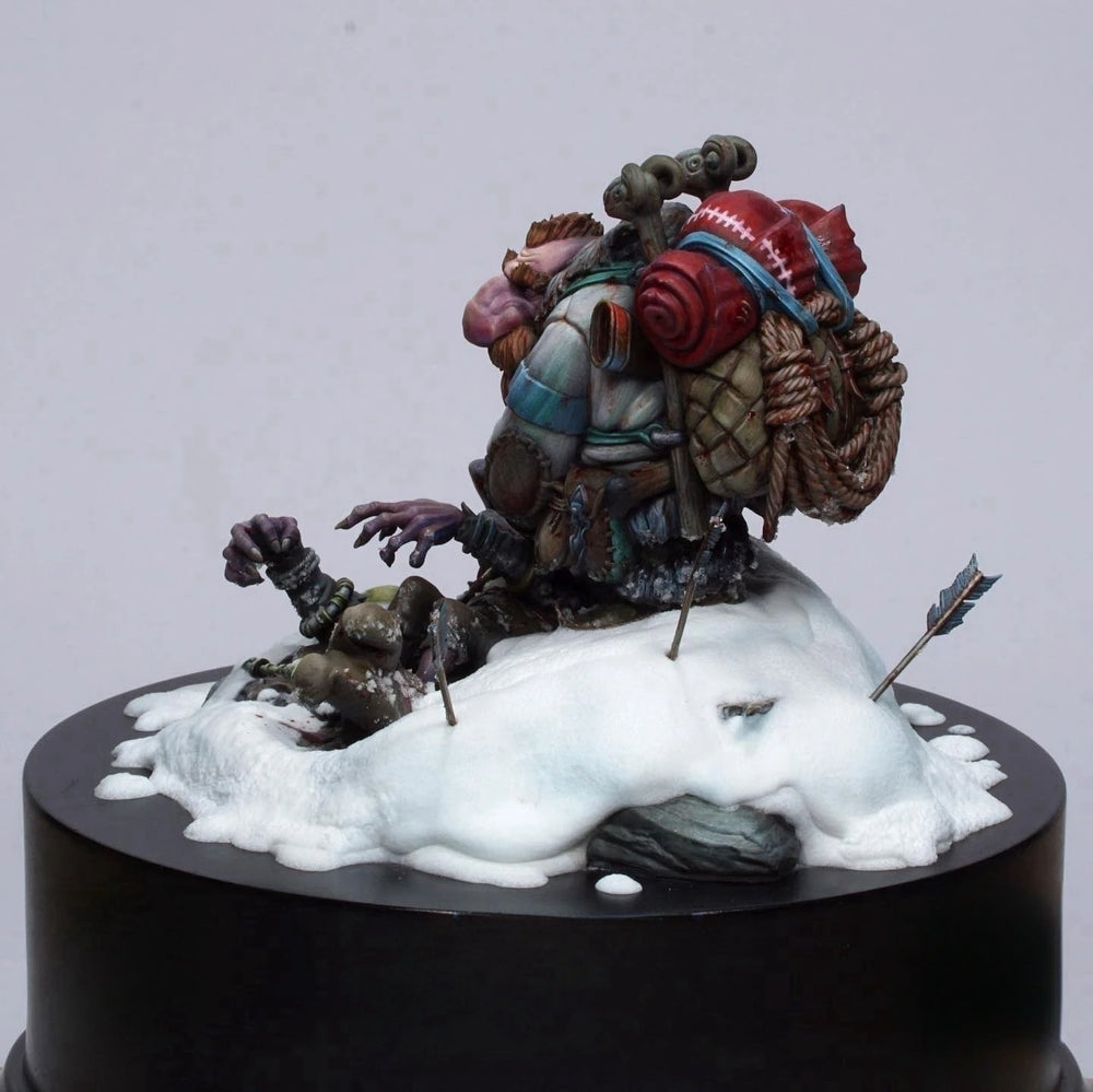 1/24 Dwarf Warrior, Resin Model Diorama Kit, Fantasy Theme, Unassembled and Unpainted