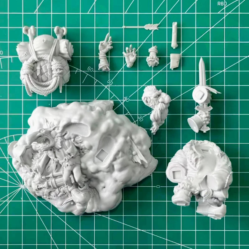 1/24 Dwarf Artificer with Mechanical Backpack, Resin Model Figure Kit, Fantasy Theme, Unassembled and Unpainted