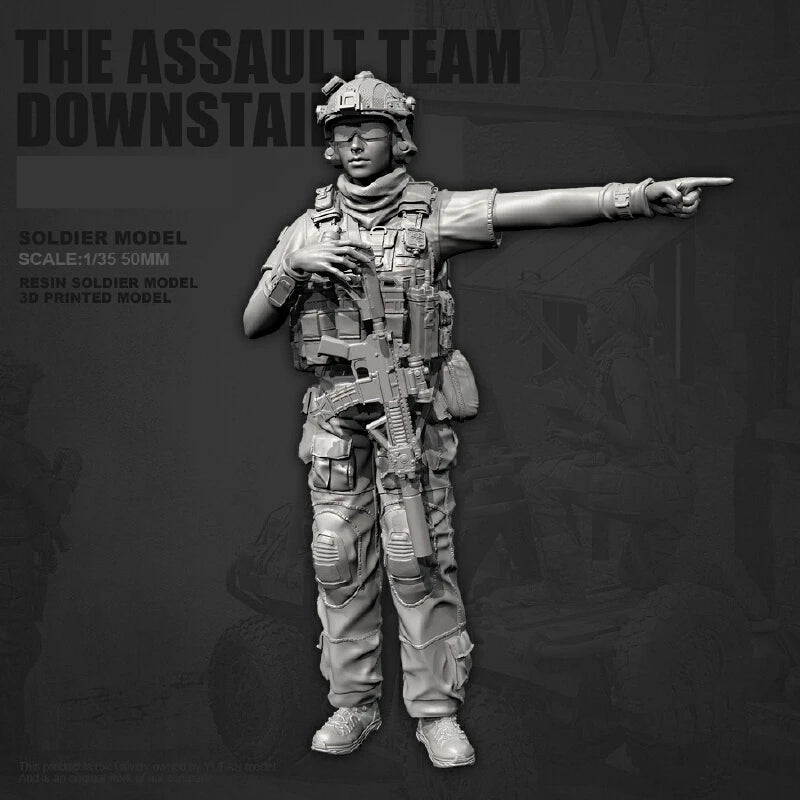1/35 Modern Female Tactical Operator Pointing, Resin Model Figure Kit, Unassembled and Unpainted