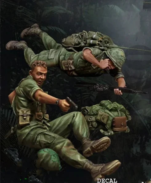 1/35 WWII Allied Infantryman, 2 Figures, Resin Model Figure Kit, Unassembled and Unpainted