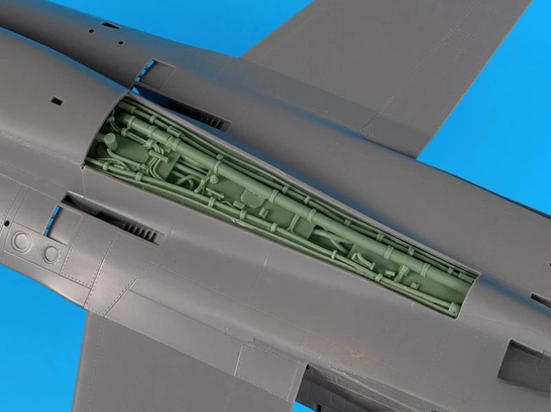 1/48 Modern F-18 Hornet Fuselage Spine, Resin Model Aircraft Kit, Unassembled and Unpainted