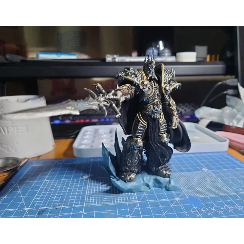 Arthas the Betrayer Prince, Resin Model Figure Kit, Fantasy Theme, Unassembled and Unpainted