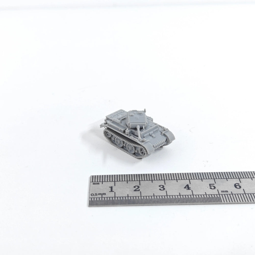1/144 WWII German Panzer II Ausf. L Luchs, Resin Model Vehicle Kit, Unassembled and Unpainted