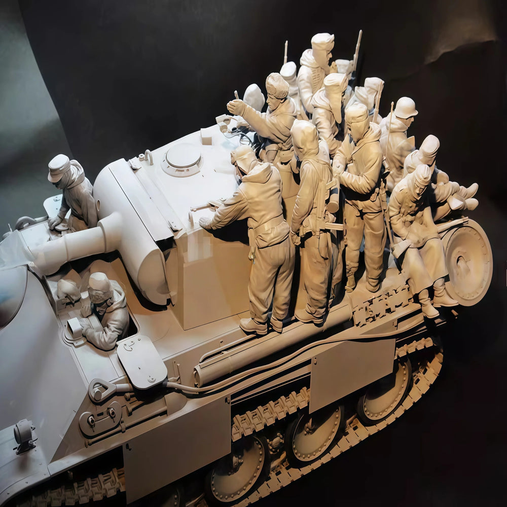 1/16 WWII Soviet T-34 Tank Combat, 16 Figures, Resin Model Figure Kit, Unassembled and Unpainted