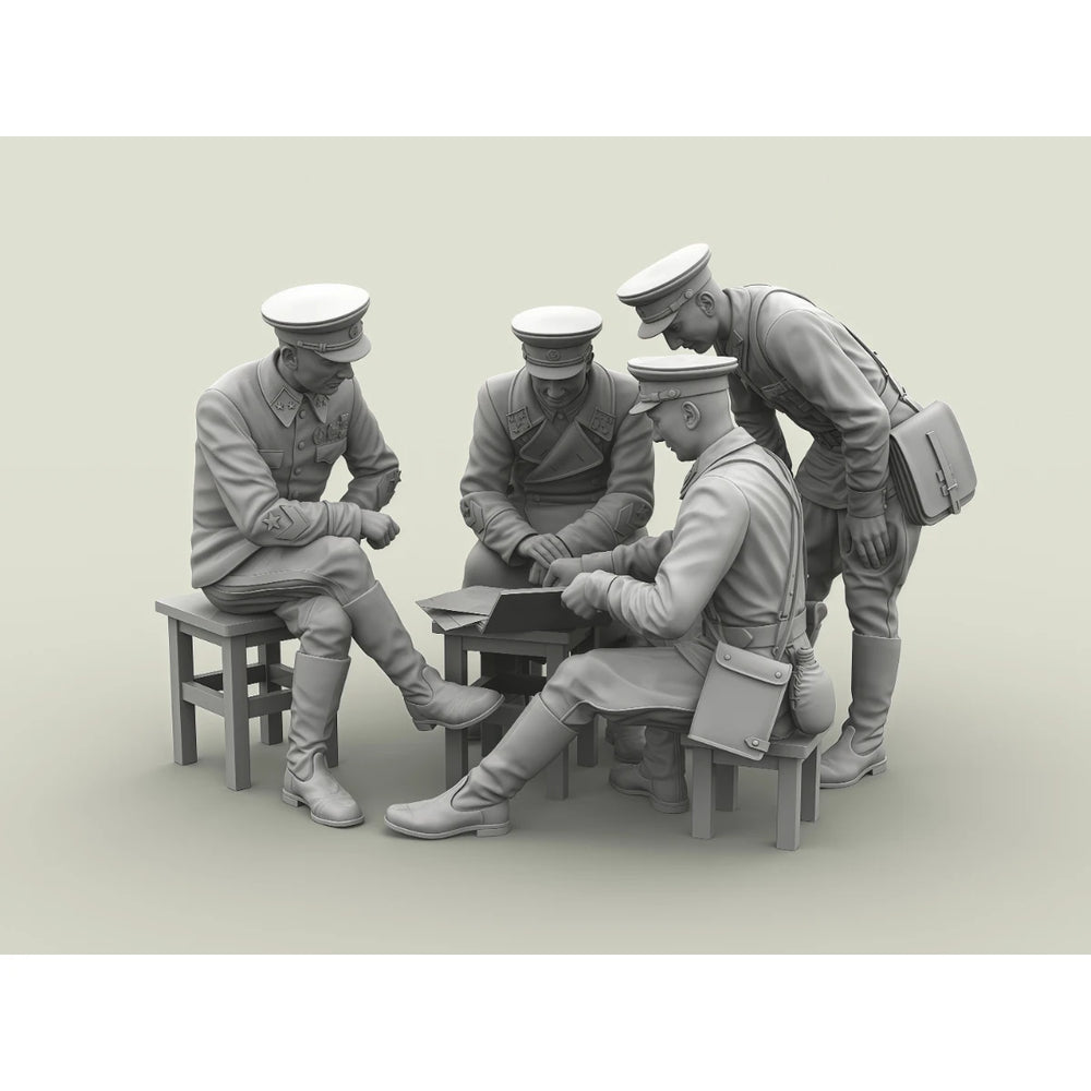 1/35 WWII Red Army Generals Meeting, 4 Figures, Resin Model Figure Kit, Unassembled and Unpainted