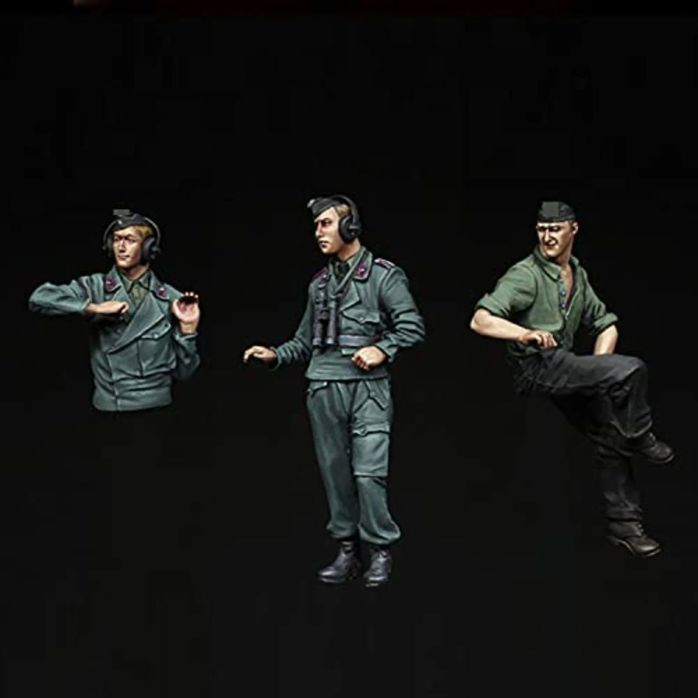 1/35 WWII Soviet Infantry Squad in Active Combat Poses, 3 Figures, Resin Model Figure Kit, Unassembled and Unpainted