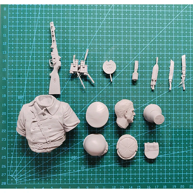 1/10 WWI British Infantry with Pith Helmet, Resin Model Bust Kit, Unassembled and Unpainted