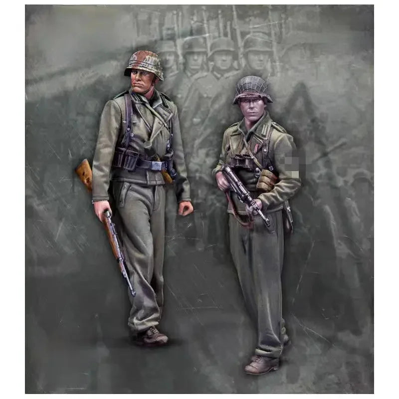 1/35 WWII German Officer and MP40 Gunner, 2 Figures, Resin Model Figure Kit, Unassembled and Unpainted