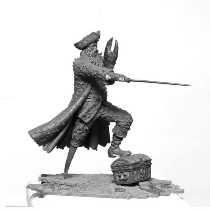 1/24 Warrior Thrusting with Cape, Resin Model Figure Kit, Fantasy Theme, Unassembled and Unpainted