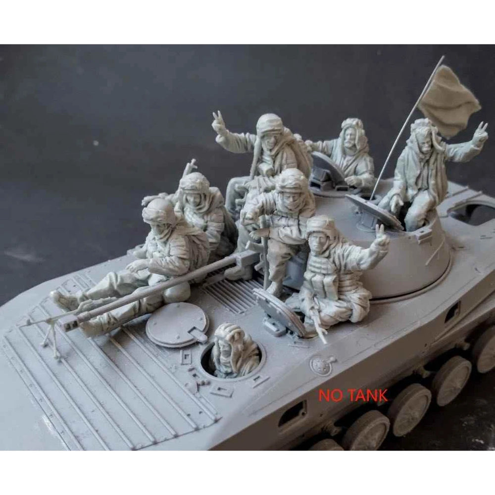 1/35 Modern Ukrainian Commando, 8 Figures, Resin Model Figure Kit, Unassembled and Unpainted