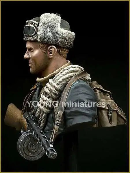 WWII Soviet WWII Tank Crew, 5 Figures, Resin Model Bust Kit, Unassembled and Unpainted