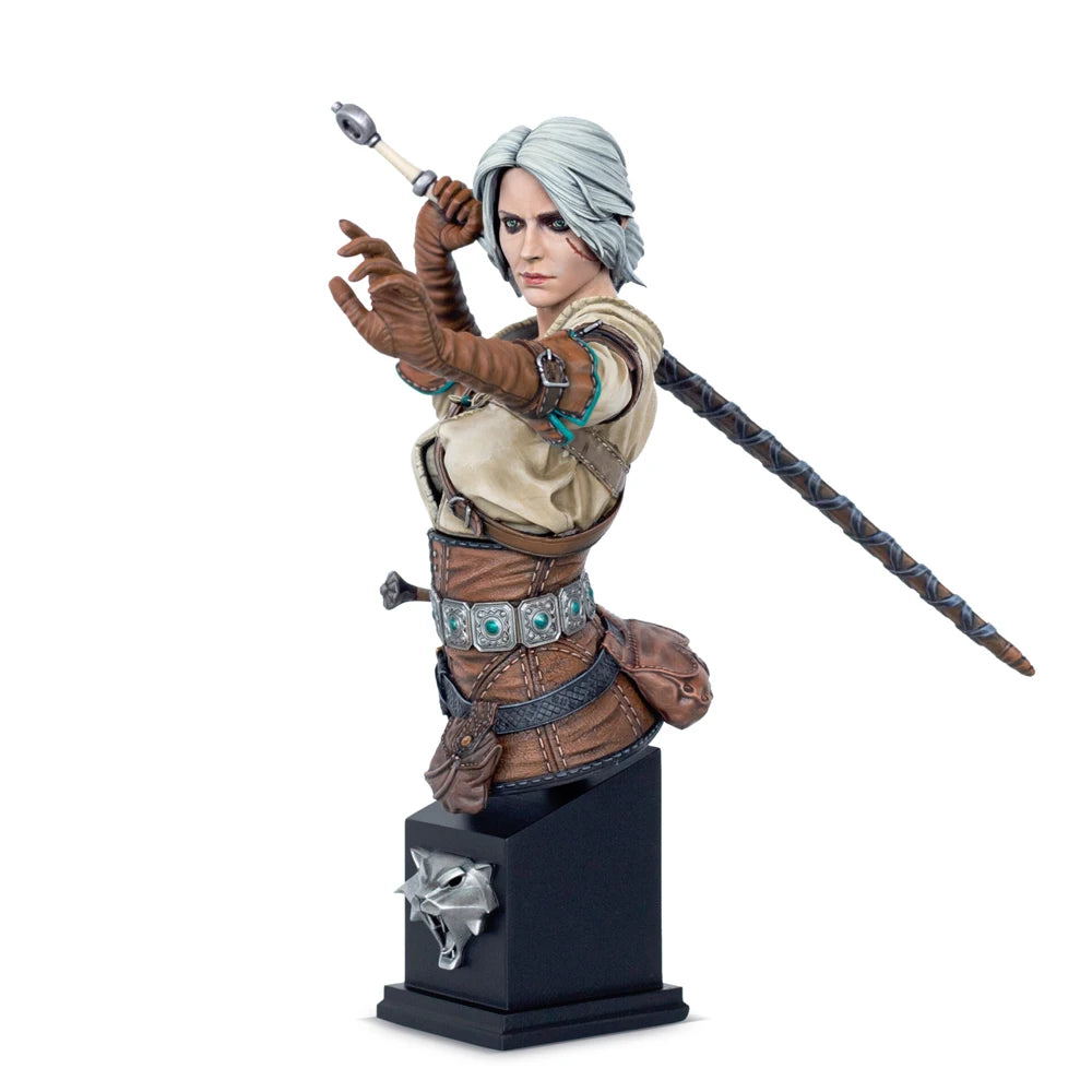 130mm Female Warrior with Dual Weapons, Resin Model Figure Kit, Fantasy Theme, Unassembled and Unpainted
