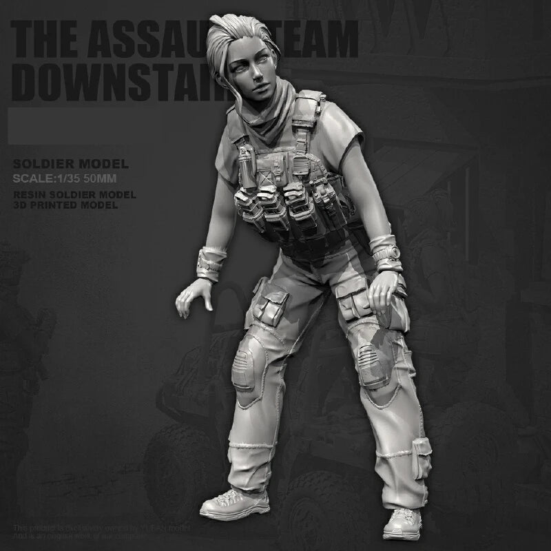 1/35 Modern Female Assault Operator in Tactical Vest, Resin Model Figure Kit, Unassembled and Unpainted