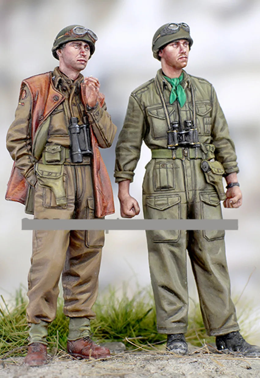 1/35 WWI British Infantry with Overcoat, 2 Figures, Resin Model Figure Kit, Unassembled and Unpainted