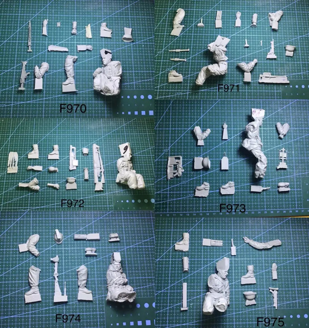 1/16 WWII German Infantry Assault Squad with MP40s, 6 Figures, Resin Model Figure Kit, Unassembled and Unpainted