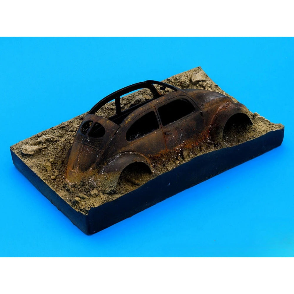 1/35 WWII German Destroyed Vehicle, Resin Model Vehicle Kit, Unassembled and Unpainted