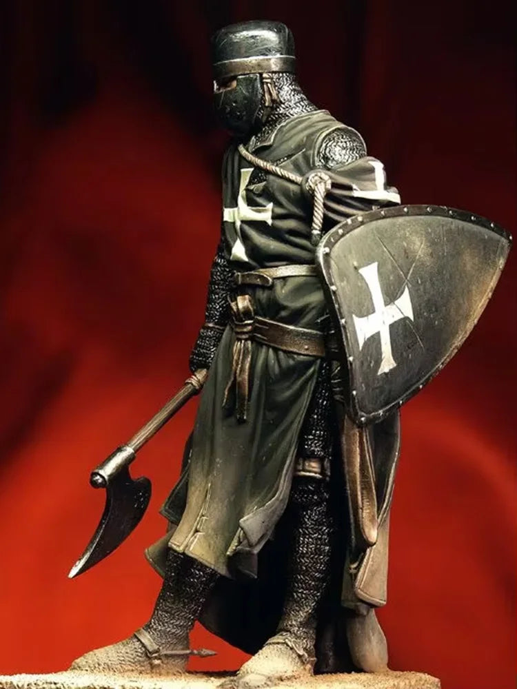 1/18 Medieval Templar Knight with Scimitar and Heater Shield, Resin Model Figure Kit, Unassembled and Unpainted