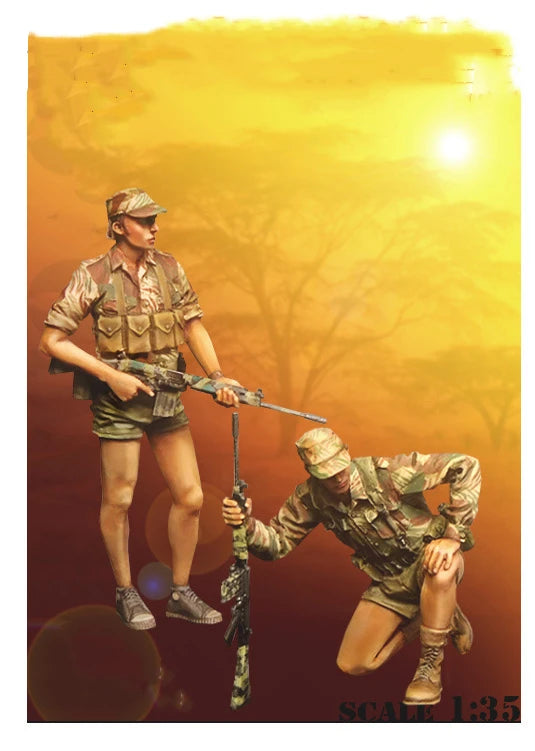 1/35 Modern Soldiers Multiple Combat Poses, 2 Figures, Resin Model Figure Kit, Unassembled and Unpainted