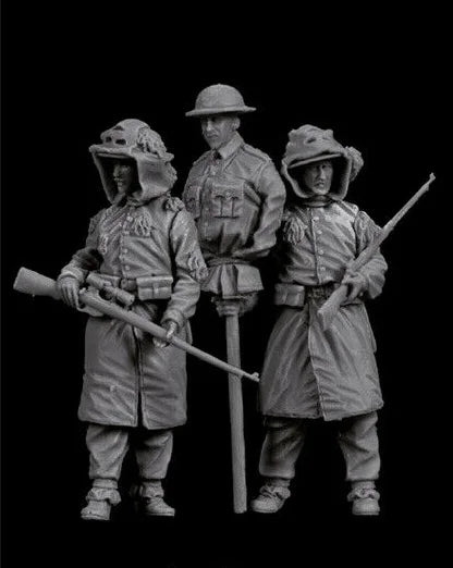 1/35 WWII British Burma Campaign Infantry with Pith Helmets, 3 Figures, Resin Model Figure Kit, Unassembled and Unpainted
