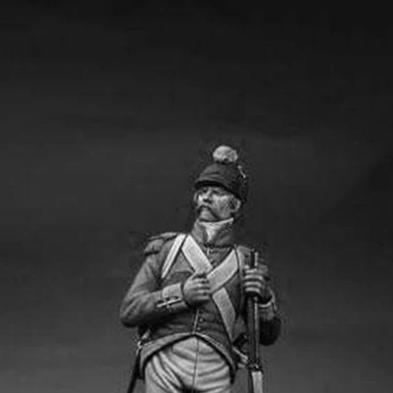 1/32 WWI Prussian Soldier with Pickelhaube, Resin Model Figure Kit, Unassembled and Unpainted