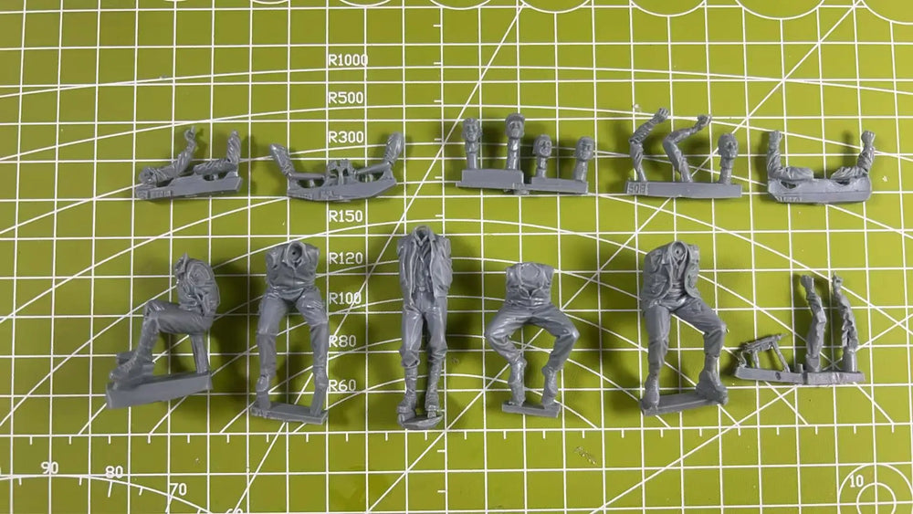 1/35 WWII US Fury Tank Crew, 5 Figures, Resin Model Figure Kit, Unassembled and Unpainted