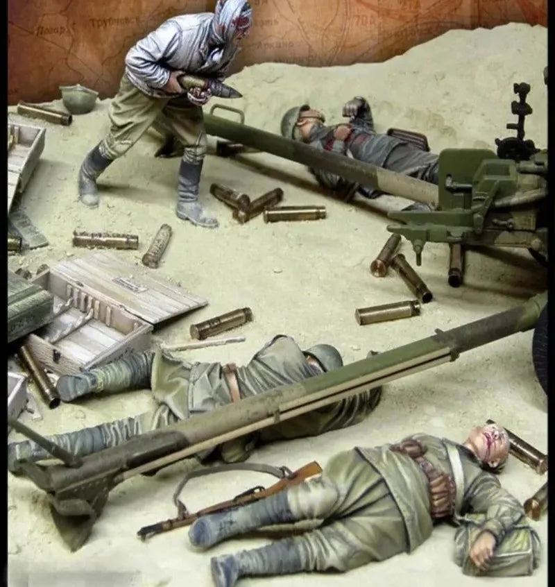 1/35 WWII German Prone Machine Gun Crew, 4 Figures, Resin Model Figure Kit, Unassembled and Unpainted