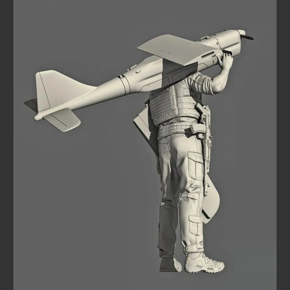 1/16 Modern Russian Drone Operator, Resin Model Figure Kit, Unassembled and Unpainted