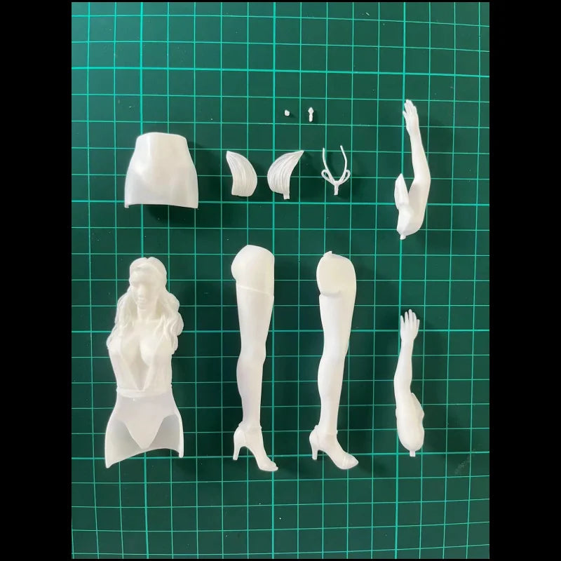 1/12 Pin-up Woman in Metallic Dress, Resin Model Figure Kit, Unassembled and Unpainted