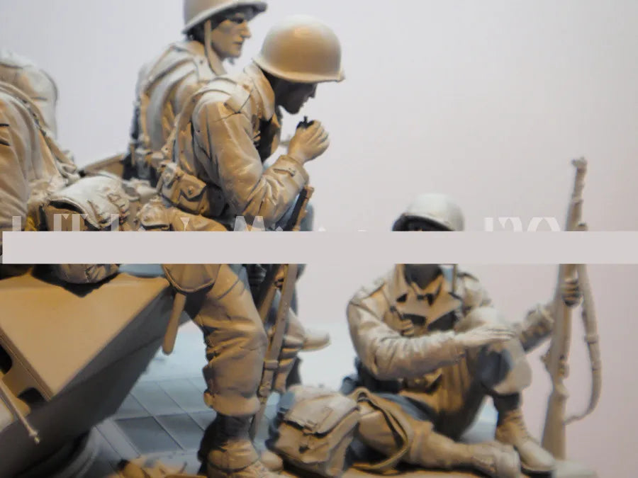 1/16 WWII Military Crew, 7 Figures, Resin Model Figure Kit, Unassembled and Unpainted