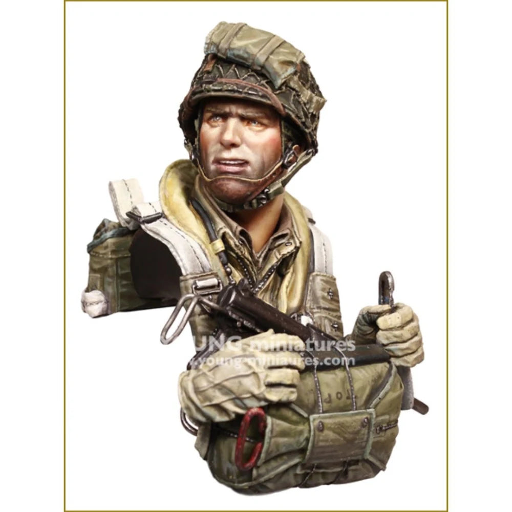 1/10 Modern Combat Infantryman with Rifle, Resin Model Bust Kit, Unassembled and Unpainted