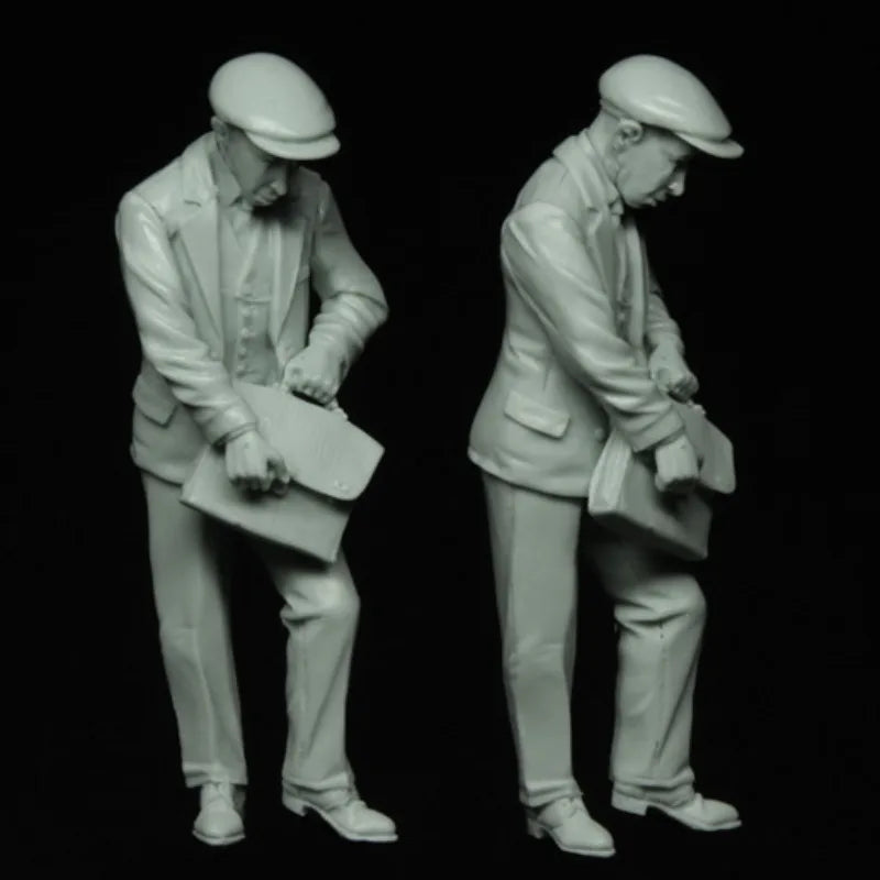 1/35 1930s Gentleman Businessman, Resin Model Figure Kit, Historical Theme, Unassembled and Unpainted