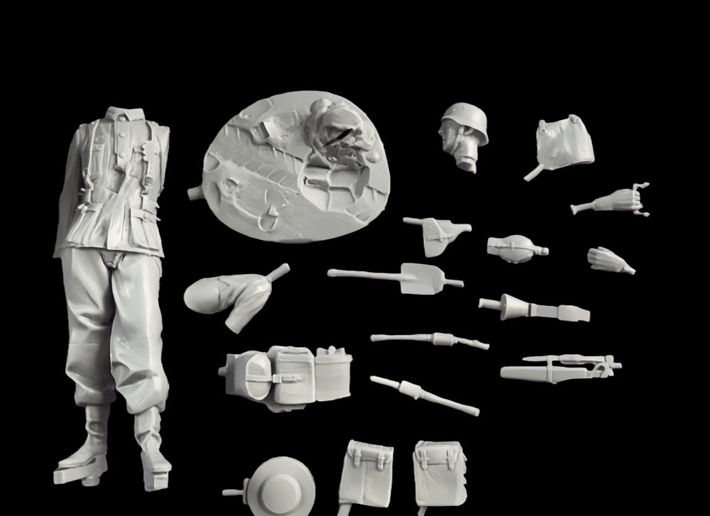 1/16 WWII German Tropical Soldier Standing Ready, Resin Model Figure Kit, Unassembled and Unpainted