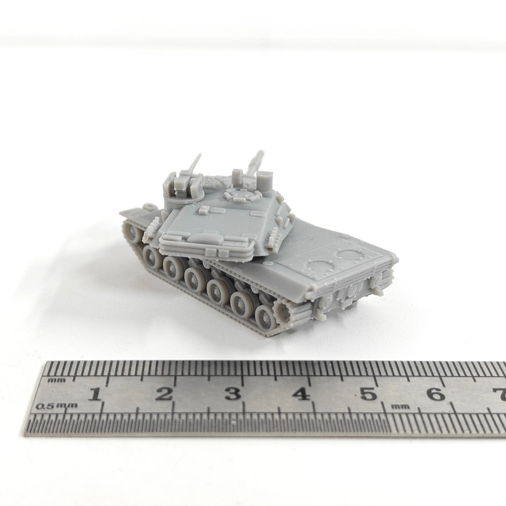 1/144 Cold War West German Kpz 70 MBT, Resin Model Vehicle Kit, Unassembled and Unpainted