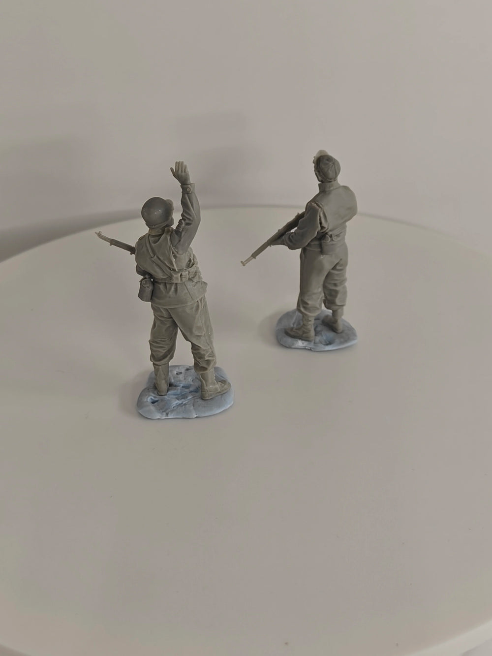 1/35 WWII Infantry in Combat Poses, 6 Figures, Resin Model Figure Kit, Unassembled and Unpainted