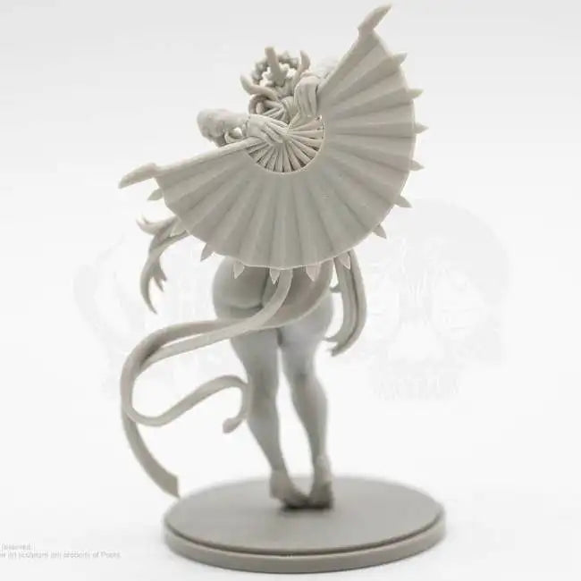 Ornate Winged Sorceress, Resin Model Figure Kit, Fantasy Theme, Unassembled and Unpainted