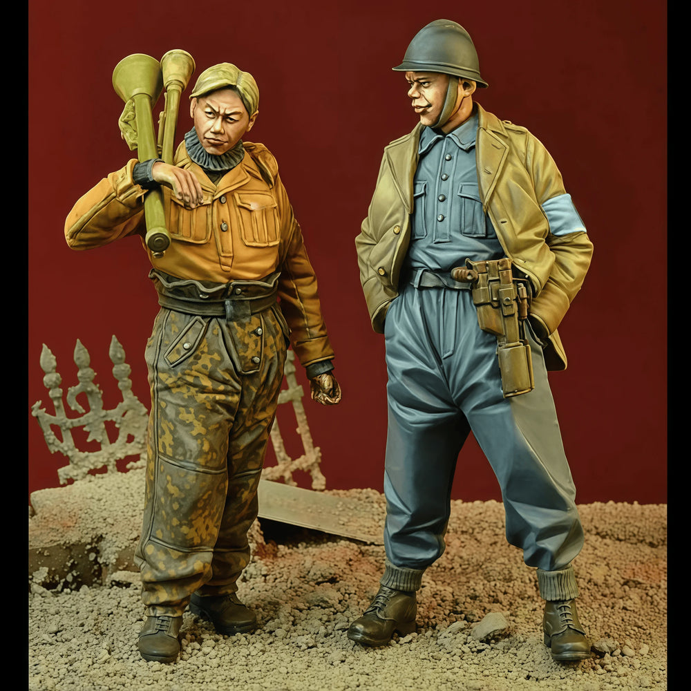 1/35 WWII Soldier Commanders, 4 Figures, Resin Model Figure Kit, Unassembled and Unpainted