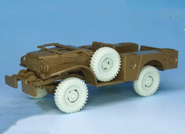1/35 WWII Dodge WC Truck Wheels, Resin Model Accessory Kit, Unpainted