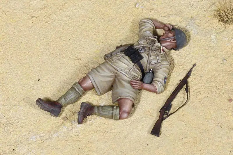 1/35 Modern Soldier Desert Combat, Resin Model Figure Kit, Unassembled and Unpainted