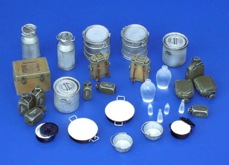1/35 German Kitchen Equipment, Resin Model Diorama Kit, Historical Theme, Unassembled and Unpainted